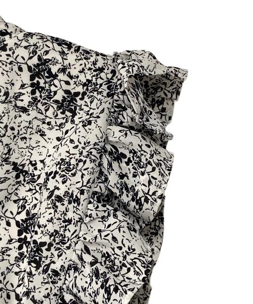 Swingle（スウィングル）Swingle (スウィングル) ミニフラワーフリルスリーブボウタイワンピース ホワイト×ブラック サイズ:Fの古着・服飾アイテム