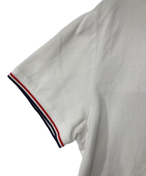MONCLER（モンクレール）MONCLER (モンクレール) ポロシャツ ホワイト サイズ:SIZE Lの古着・服飾アイテム