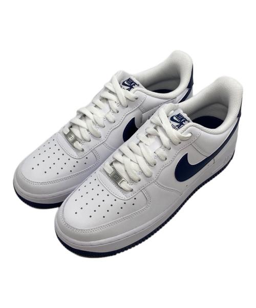 NIKE（ナイキ）NIKE (ナイキ) NIKE AIR FORCE 1 07  ホワイト×ネイビー サイズ:UK8/EUR42.5/cm27 未使用品の古着・服飾アイテム