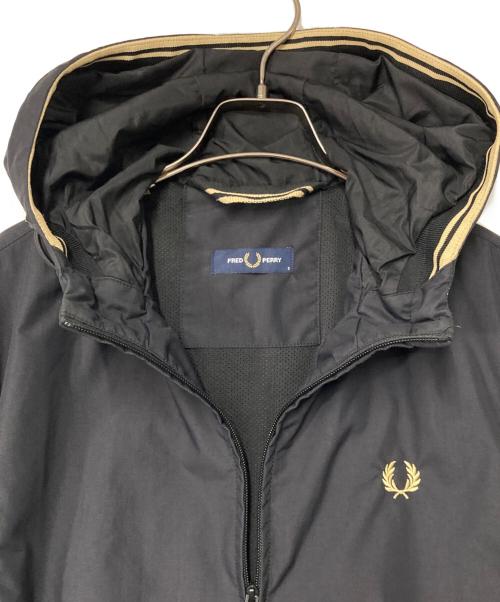 FRED PERRY（フレッドペリー）FRED PERRY (フレッドペリー) フーデッドナイロンジャケット ブラック サイズ:Sの古着・服飾アイテム