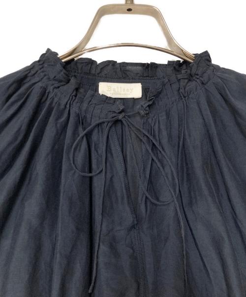 BALLSEY（ボールジィ）BALLSEY (ボールジィ) シルクコットン ネックギャザーブラウス ネイビー サイズ:36の古着・服飾アイテム
