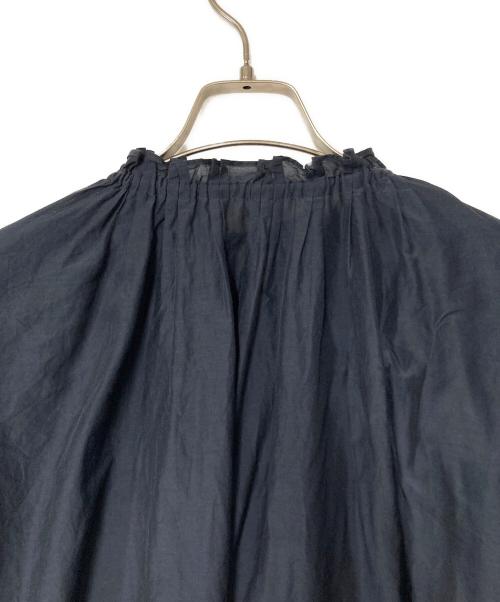 BALLSEY（ボールジィ）BALLSEY (ボールジィ) シルクコットン ネックギャザーブラウス ネイビー サイズ:36の古着・服飾アイテム