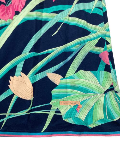 LEONARD FASHION（レオナールファッション）LEONARD FASHION (レオナールファッション) フラワープリントコットンワンピース ネイビー×グリーン サイズ:Ｓの古着・服飾アイテム