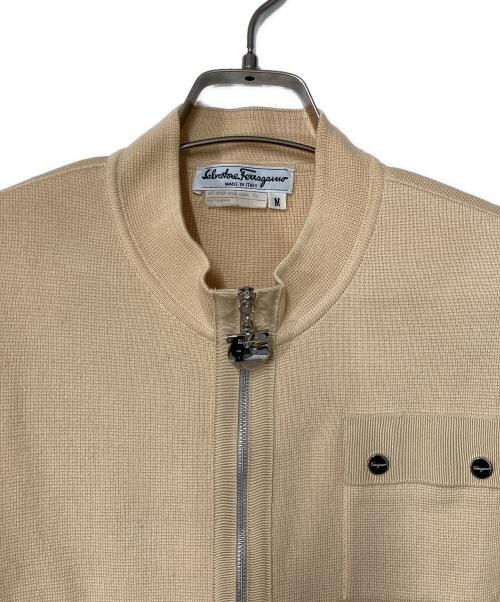 Salvatore Ferragamo（サルヴァトーレ フェラガモ）Salvatore Ferragamo (サルヴァトーレ フェラガモ) コットンニットジャケット イタリア製 ベージュ サイズ:Mの古着・服飾アイテム