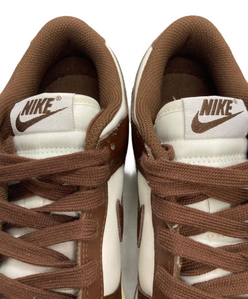 NIKE（ナイキ）NIKE (ナイキ) W DUNK LOW SAIL/CACAO WOW-COCONUT MILK ブラウン×ホワイト サイズ:US8/UK5.5/25cmの古着・服飾アイテム