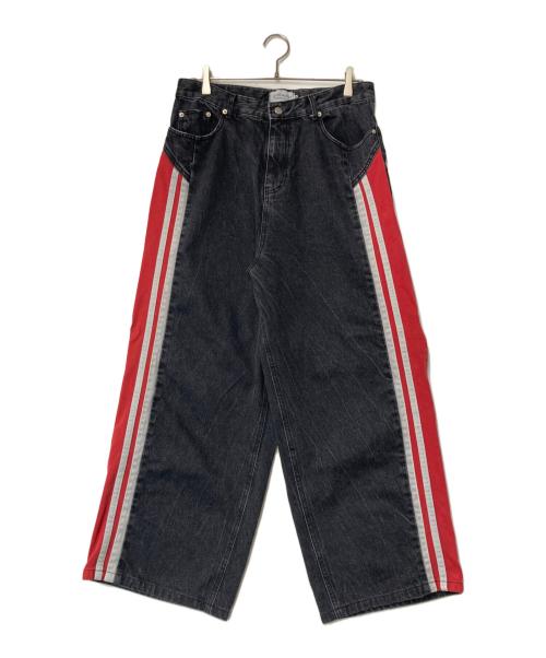 Saint martin（セント・マーチン）Saint martin (セント・マーチン) ワイドサイドラインデニムパンツ ブラック×レッド サイズ:Mの古着・服飾アイテム
