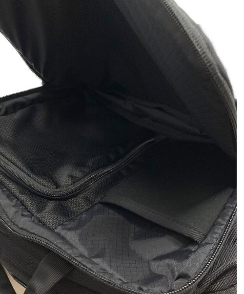 THE NORTH FACE（ザ ノース フェイス）THE NORTH FACE (ザ ノース フェイス) Shuttle Daypack シャトルデイパック NM81602 ブラックの古着・服飾アイテム