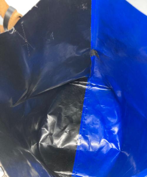 MARNI（マルニ）MARNI (マルニ) バイカラートートバッグ TRIBECA PVC ブルー×ブラック サイズ:UNIの古着・服飾アイテム