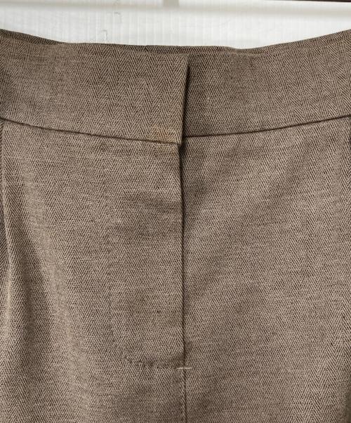 LOUIS VUITTON（ルイ ヴィトン）LOUIS VUITTON (ルイ ヴィトン) ベルテッドタイトスカート ブラウン サイズ:34の古着・服飾アイテム