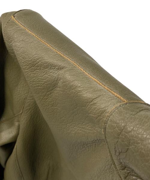 LOUIS VUITTON（ルイ ヴィトン）LOUIS VUITTON (ルイ ヴィトン) ラムレザースタンドカラージャケット オリーブ サイズ:34の古着・服飾アイテム