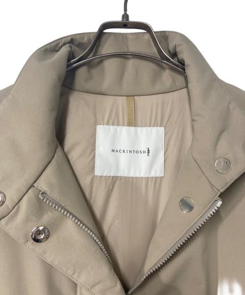 MACKINTOSH（マッキントッシュ）MACKINTOSH (マッキントッシュ) RAINTEC SKYE STAND CO THINDOWN レインテック スカイ スタンドカラーダウンコート ベージュ サイズ:8の古着・服飾アイテム