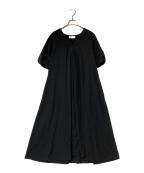 SUM1 STYLEスミスタイル）の古着「ボリュームスリーブワンピース」｜ブラック