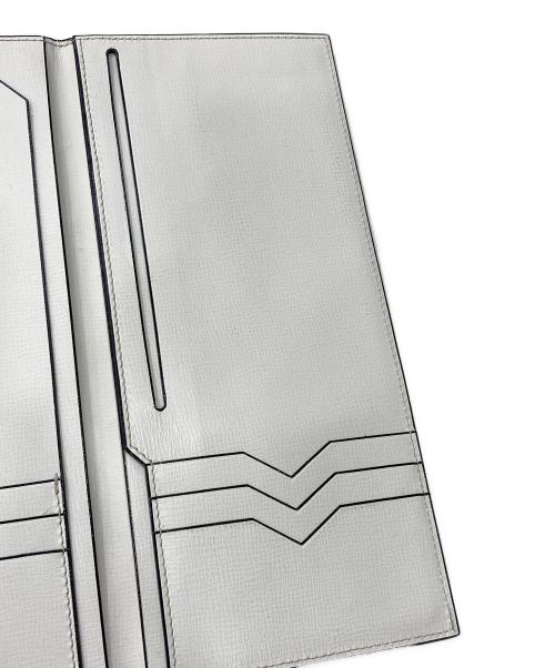 Valextra（ヴァレクストラ）Valextra (ヴァレクストラ) 6カードパスポートケース ホワイトの古着・服飾アイテム