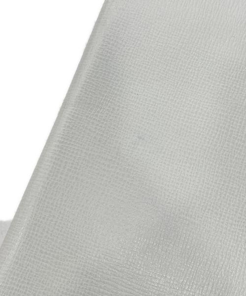 Valextra（ヴァレクストラ）Valextra (ヴァレクストラ) 6カードパスポートケース ホワイトの古着・服飾アイテム