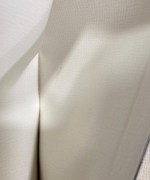 Valextra（ヴァレクストラ）Valextra (ヴァレクストラ) 6カードパスポートケース ホワイトの古着・服飾アイテム