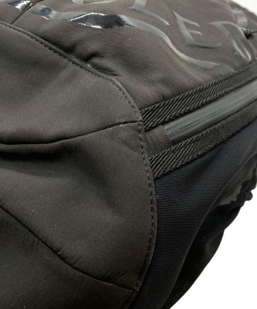 MONCLER（モンクレール）MONCLER (モンクレール) CUT BACKPACK ブラックの古着・服飾アイテム
