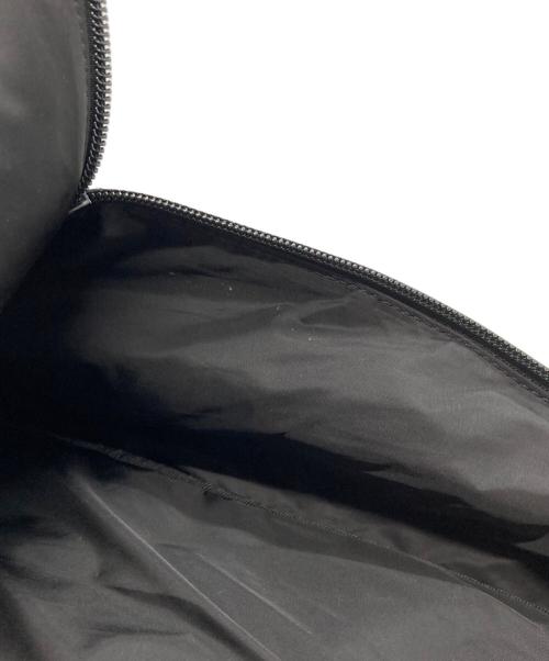 MONCLER（モンクレール）MONCLER (モンクレール) CUT BACKPACK ブラックの古着・服飾アイテム