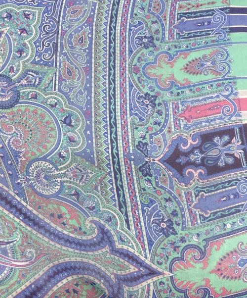 ETRO（エトロ）ETRO (エトロ) ペイズリー柄シルクストール ブルーの古着・服飾アイテム