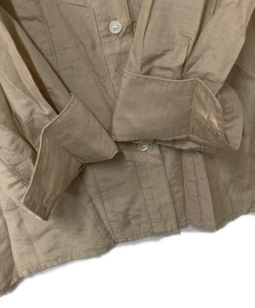 Spick and Span（スピック＆スパン）Spick and Span (スピック＆スパン) コットンシルクティアードフリルスリーブブラウス ベージュ サイズ:Freeの古着・服飾アイテム