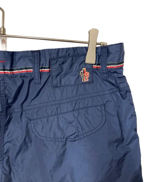 MONCLER（モンクレール）MONCLER (モンクレール) PANTALONE CORTO ナイロンハーフパンツ ネイビー サイズ:50の古着・服飾アイテム