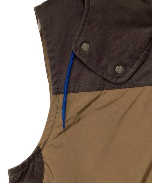 MONCLER（モンクレール）MONCLER (モンクレール) MORITZ フーデットナイロンベスト ブラウン サイズ:3の古着・服飾アイテム