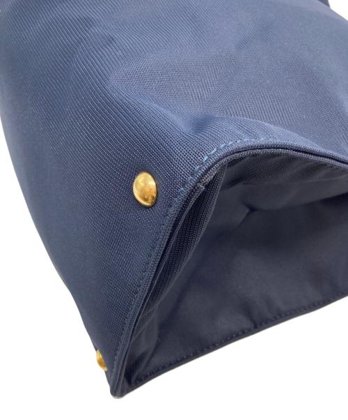 MIU MIU（ミュウミュウ）MIU MIU (ミュウミュウ) ロゴ トートバッグ ネイビーの古着・服飾アイテム