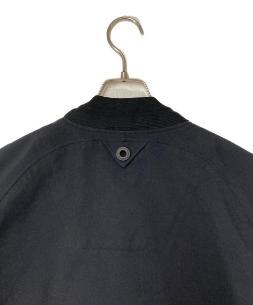 WHITE MOUNTAINEERING（ホワイトマウンテ二アニング）WHITE MOUNTAINEERING (ホワイトマウンテ二アニング) 17SS GORE-TEX RAGLAN BLOUSON/ゴアテックス ラグラン ブルゾン ブラック サイズ:2の古着・服飾アイテム