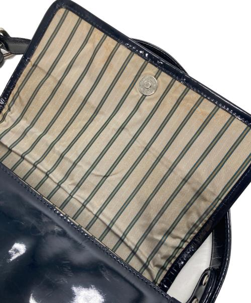 Vivienne Westwood（ヴィヴィアンウエストウッド）Vivienne Westwood (ヴィヴィアンウエストウッド) オーブ エナメル ワンショルダーバッグ ネイビーの古着・服飾アイテム