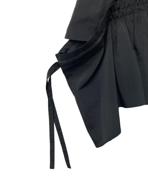 UN3D.（アンスリード）UN3D. (アンスリード) エストギャザーボリュームトップ ブラック サイズ:36の古着・服飾アイテム