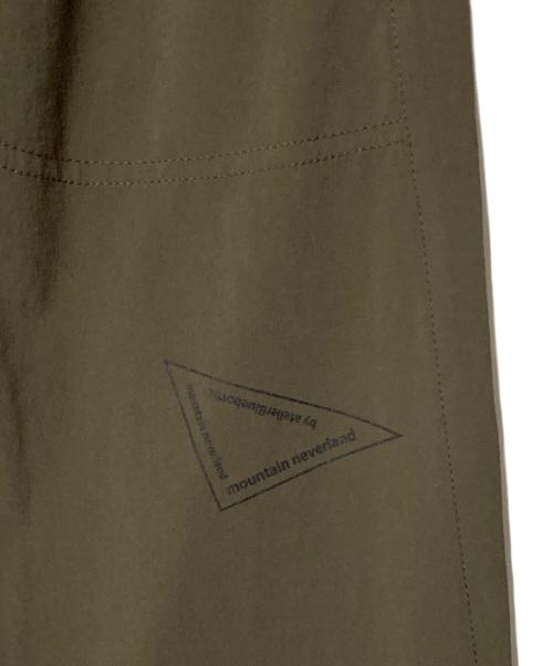 ATELIER BLUE BOTTLE（アトリエ ブルー ボトル）atelier blue bottle (アトリエ ブルー ボトル) ナイロンパンツ カーキ サイズ:Lの古着・服飾アイテム