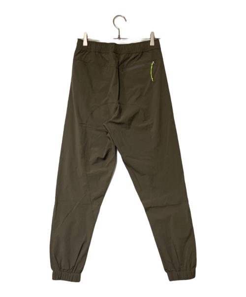 ATELIER BLUE BOTTLE（アトリエ ブルー ボトル）atelier blue bottle (アトリエ ブルー ボトル) イージーナイロンパンツ カーキ サイズ:XSの古着・服飾アイテム