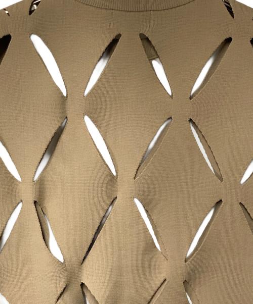 HERENCIA（ヘレンチア）HERENCIA (ヘレンチア) カットアウトデザイン オーバーニットベスト ベージュ サイズ:Fの古着・服飾アイテム