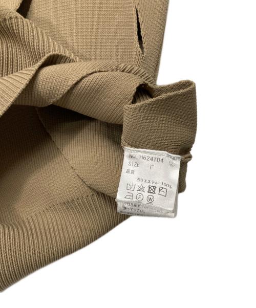 HERENCIA（ヘレンチア）HERENCIA (ヘレンチア) カットアウトデザイン オーバーニットベスト ベージュ サイズ:Fの古着・服飾アイテム