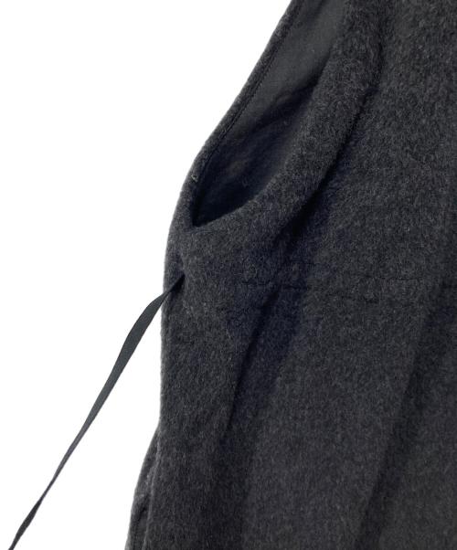 Comm.arch（コム・アーチ）Comm.arch (コム・アーチ) カシミヤ混ノースリーブワンピース グレー サイズ:1の古着・服飾アイテム