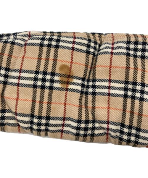 BURBERRY BLUE LABEL（バーバリーロンドンブルーレーベル）BURBERRY BLUE LABEL (バーバリーロンドンブルーレーベル) リバーシブルパテッドジャケット ベージュ×ブラック サイズ:40の古着・服飾アイテム