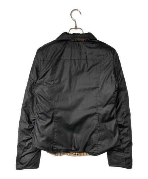 BURBERRY BLUE LABEL（バーバリーロンドンブルーレーベル）BURBERRY BLUE LABEL (バーバリーロンドンブルーレーベル) リバーシブルパテッドジャケット ベージュ×ブラック サイズ:40の古着・服飾アイテム