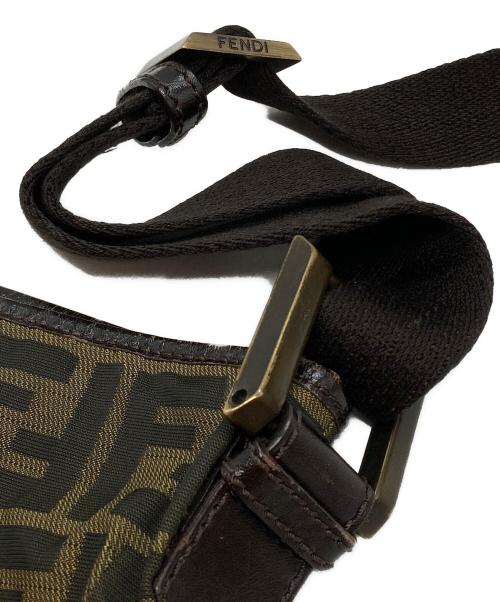 FENDI（フェンディ）FENDI (フェンディ) ズッカ柄 ショルダーバッグ ブラウンの古着・服飾アイテム