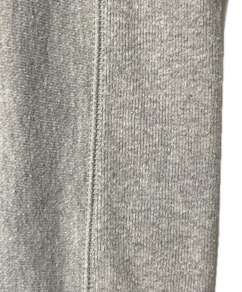 Champion REVERSE WEAVE（チャンピオン リバース ウィーブ）Champion REVERSE WEAVE (チャンピオン リバース ウィーブ) MoMA (モマ) スウェット グレー サイズ:SMALLの古着・服飾アイテム