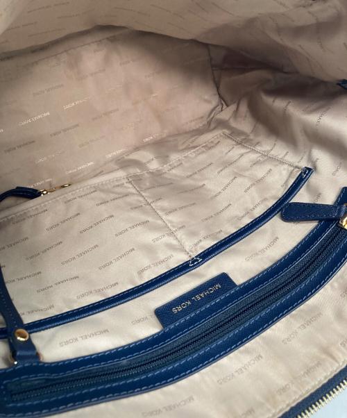 MICHAEL KORS（マイケル・コース）MICHAEL KORS (マイケルコース) トートバッグ ネイビーの古着・服飾アイテム