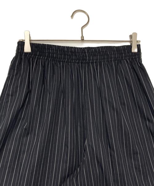 MM6 Maison Margiela（エムエムシックスメゾンマルジェラ）MM6 Maison Margiela (エムエムシックスメゾンマルジェラ) ストライプハーフパンツ イタリア製 ブラック×ホワイト サイズ:40の古着・服飾アイテム