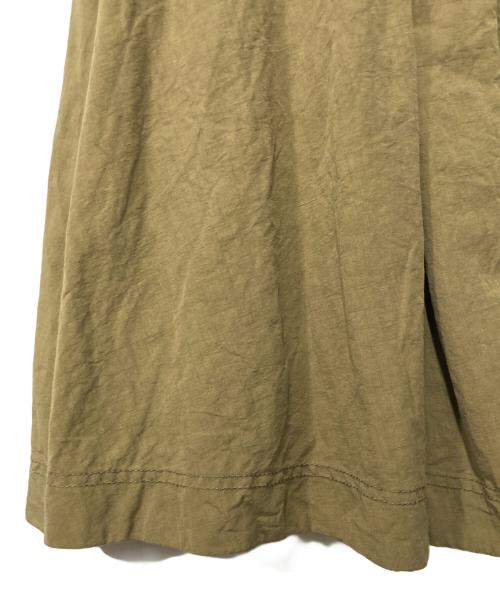 SACRA（サクラ）SACRA (サクラ) CO/LI WASHED TYPEWRITER SKIRT カーキ サイズ:36の古着・服飾アイテム