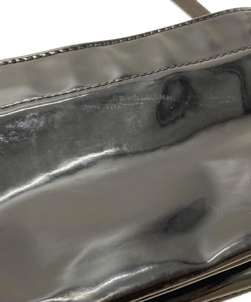 Herve Chapelier（エルベシャプリエ）Herve Chapelier (エルベシャプリエ) エナメル舟形ショルダーバッグ ブラックの古着・服飾アイテム