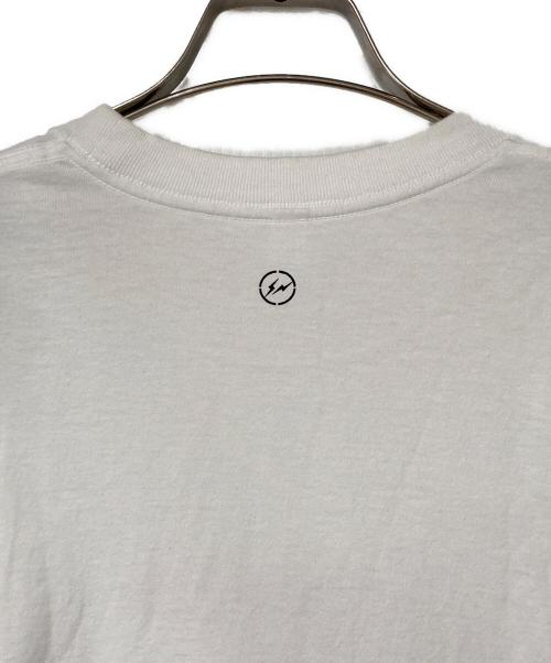 sacai（サカイ）sacai (サカイ) FRAGMENTS (フラグメント) not sacai プリントTシャツ ホワイト サイズ:表記無しの古着・服飾アイテム