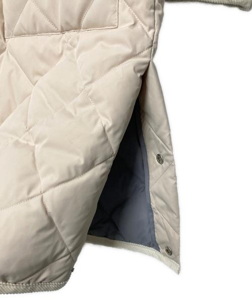 TAION（タイオン）TAION (タイオン) CITY LINE キルティングノーカラーダウンコート ベージュ サイズ:FREEの古着・服飾アイテム