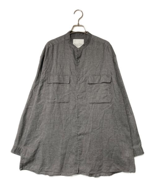 WHITE MOUNTAINEERING（ホワイトマウンテ二アニング）WHITE MOUNTAINEERING (ホワイトマウンテ二アニング) 22SS リネン混バンドカラーシャツ グレー サイズ:1の古着・服飾アイテム