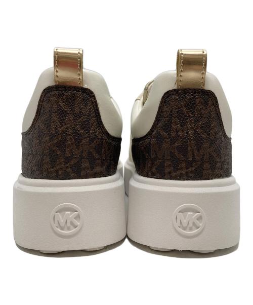 MICHAEL KORS（マイケル・コース）MICHAEL KORS (マイケル・コース) ROMEY スリッポン プラットフォーム スニーカー ホワイト×ブラウン サイズ:8.5の古着・服飾アイテム