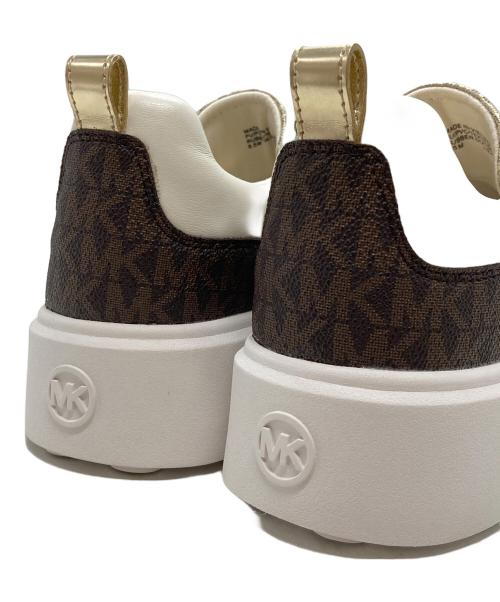 MICHAEL KORS（マイケル・コース）MICHAEL KORS (マイケル・コース) ROMEY スリッポン プラットフォーム スニーカー ホワイト×ブラウン サイズ:8.5の古着・服飾アイテム
