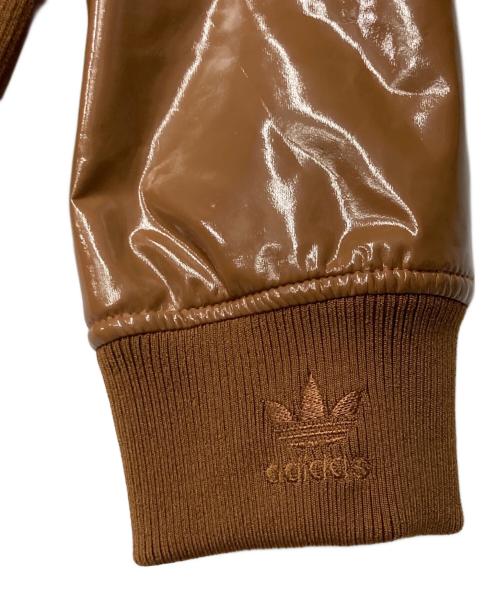 adidas（アディダス）adidas (アディダス) Ivy Park (アイヴィーパーク) LATEX TRACK JACKET ブラウン サイズ:J　Oの古着・服飾アイテム