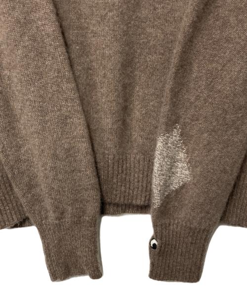 UNIQLO（ユニクロ）UNIQLO (ユニクロ) ANYA HINDMARCH (アニヤ・ハインドマーチ) カシミヤクルーネックセーター ブラウン サイズ:XLの古着・服飾アイテム