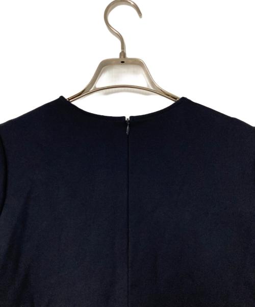 YORI（ヨリ）yori (ヨリ) ぬくぬくヘムフリルブラウス ネイビー サイズ:FREEの古着・服飾アイテム